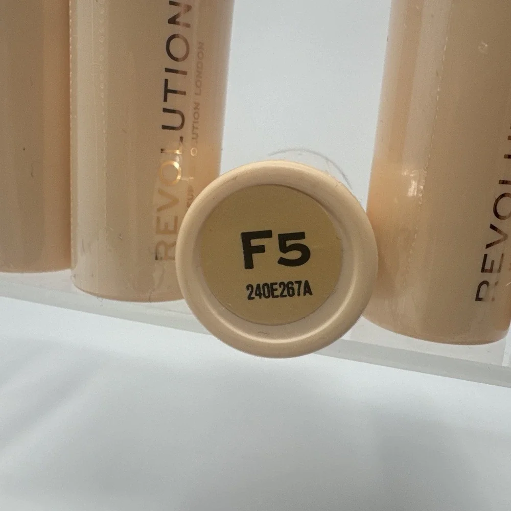 5 Pack Makeup Revolution Beauty Fast Base Stick Foundation, F5